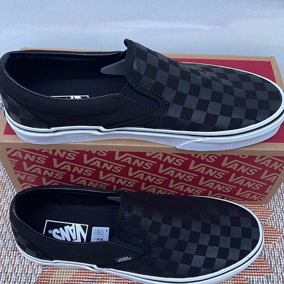 Vans Men’s Classic Slip-On
(Checkerboard)Black/Black
VN000EYE276
Sneakers - Picture 4 of 16